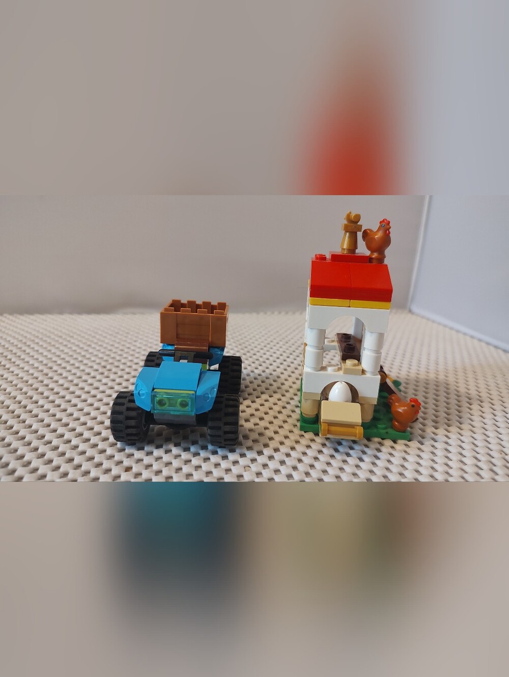 LEGO City Chicken Henhouse 60344 Building Farm Toy Set No Minifigure - Picture 5 of 6